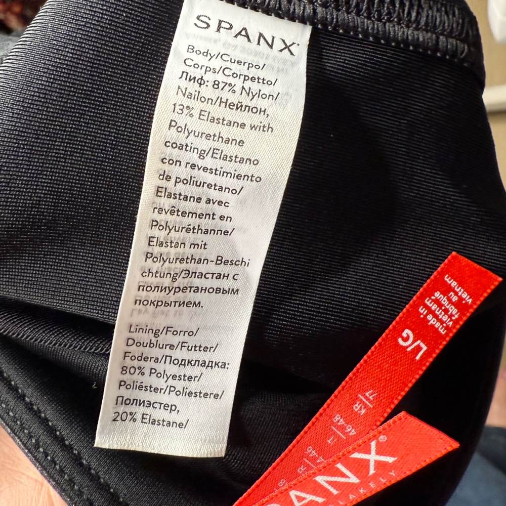 Spanx Faux Leather Shape Wear High Rise Leggings Size Large - Picture 6 of 10
